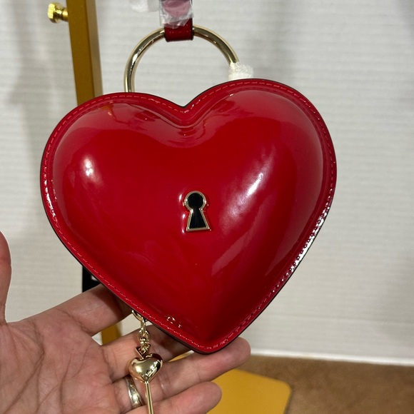 Kate Spade Key to My Heart-Shaped Red Wristlet - Picture 2 of 8